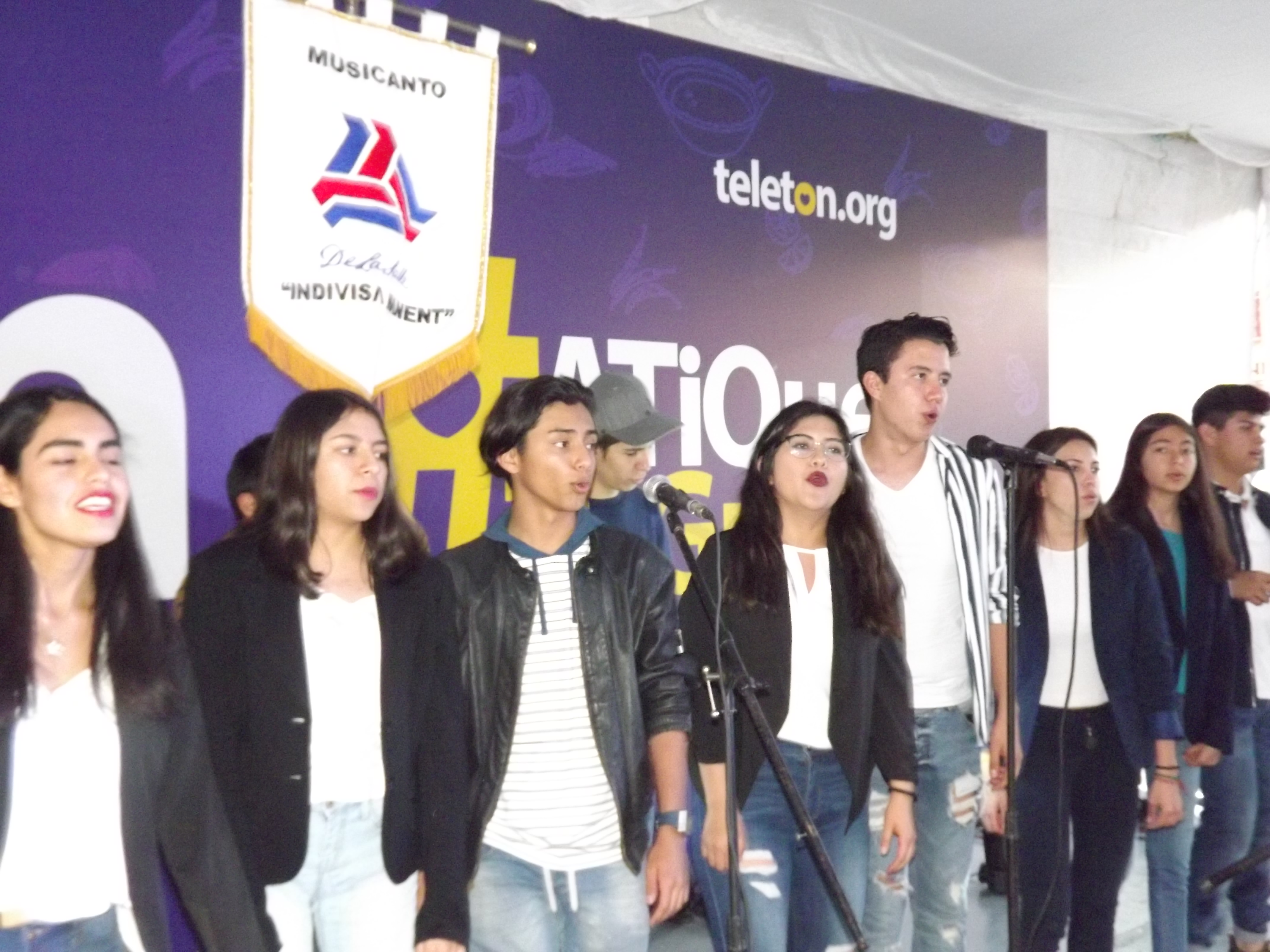 PARTICIPAN LOS JÓVENES LASALLISTAS DEL MUSICANTO EN EL TELETÓN