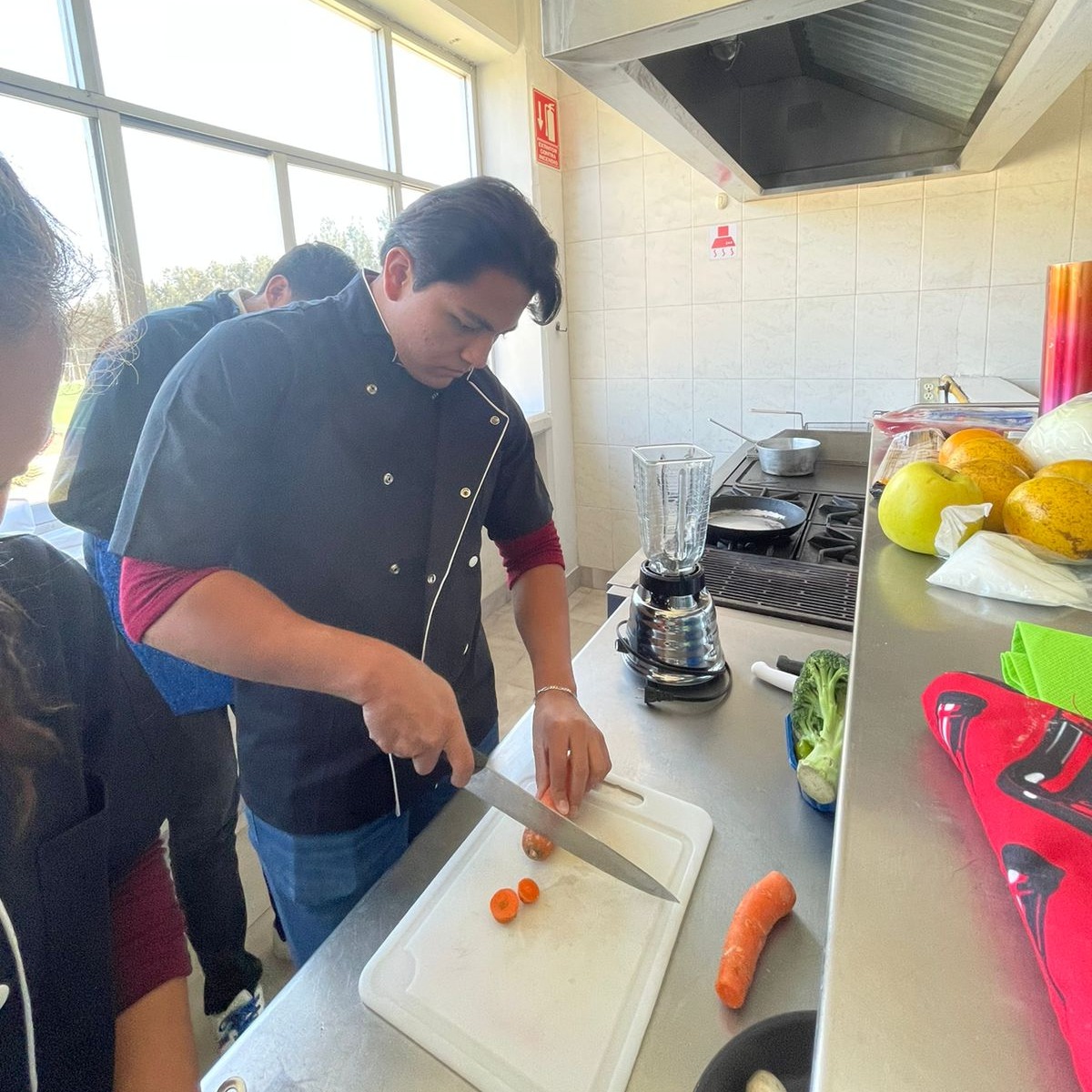 PRIMER PRACTICA EN LABORATORIO DE ALIMENTOS LICENCIATURA DE EMPRESAS TURÍSTICAS 