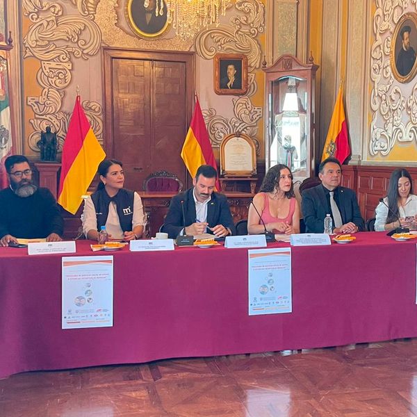 FIRMA DE ACUERDO PARA SERVICIO SOCIAL CON AYUNTAMIENTO DE MORELIA